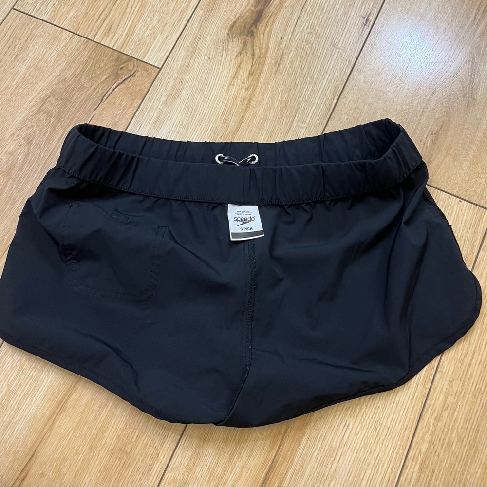 Speedo Black Shorts - Picture 2 of 6